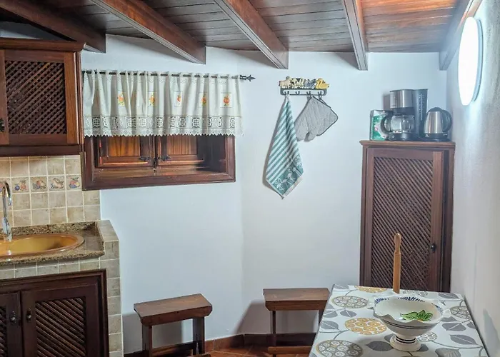- Morrocatana - Tenerife Only Adults * Masca